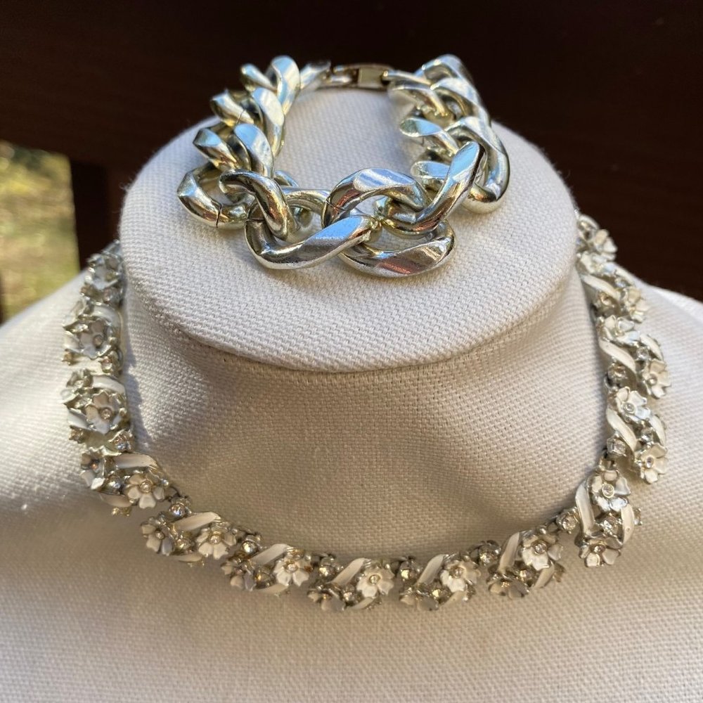 VTG CHAREL Rhinestone White Enamel Link Choker NECKLACE